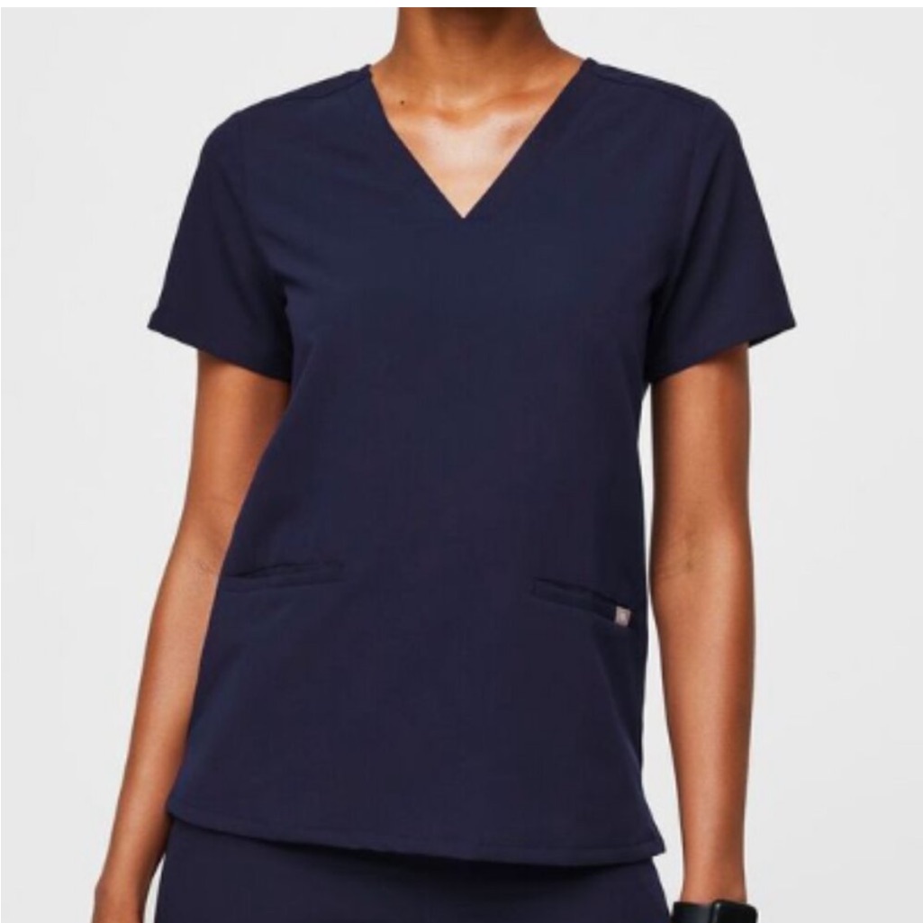 Figs Casma Three Pocket Top Navy Size Medium